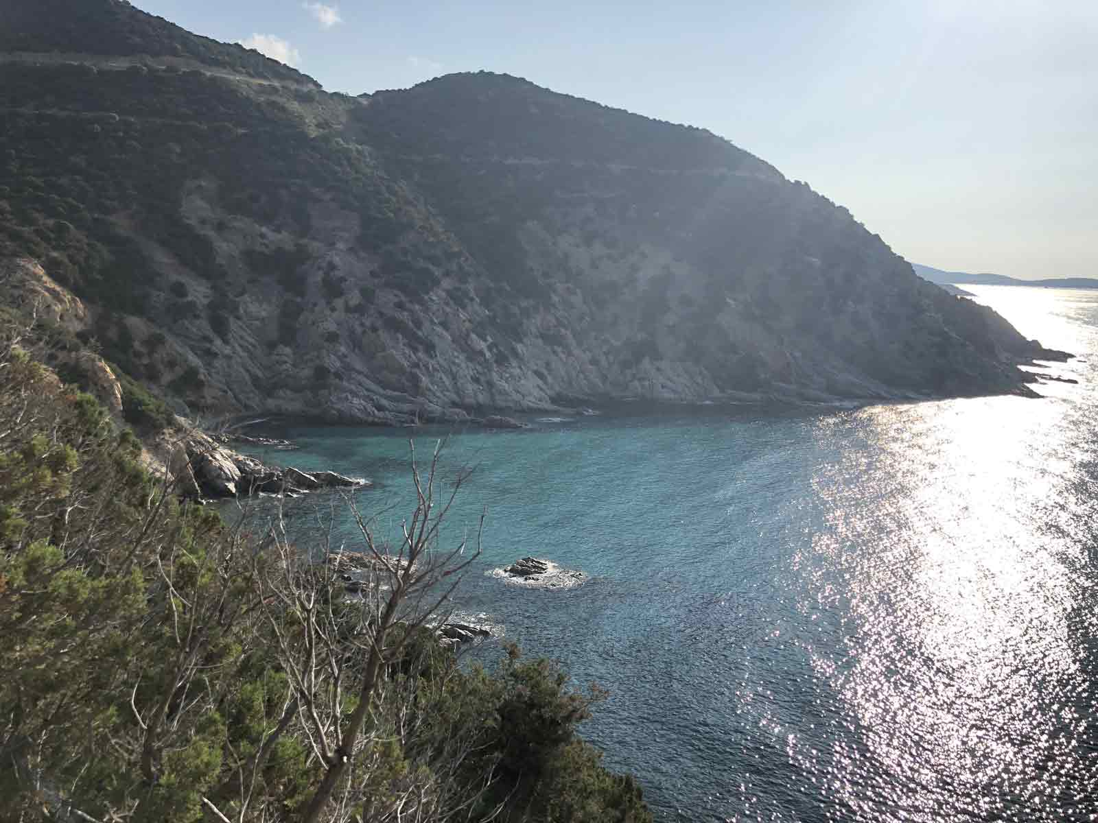 Immersi tra mare e verde negli scenari della Costa Rei in Sardegna